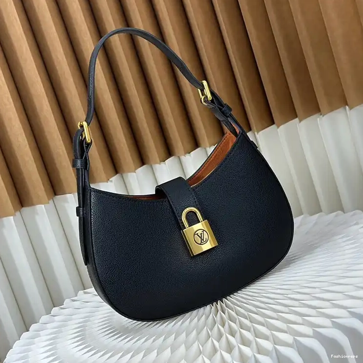 Fashionrepsfam ru Bags 2407YZ0213 LV 0711